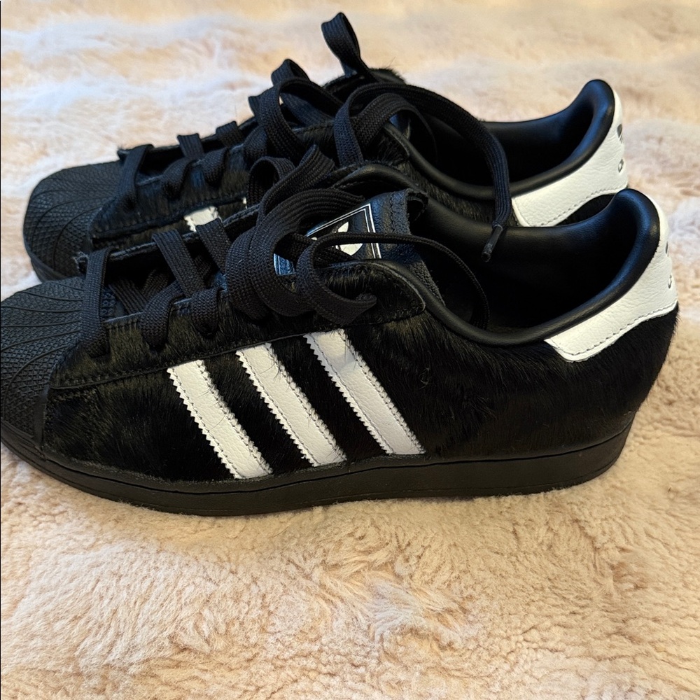 Adidas Superstar II Pony Hair size 7.5